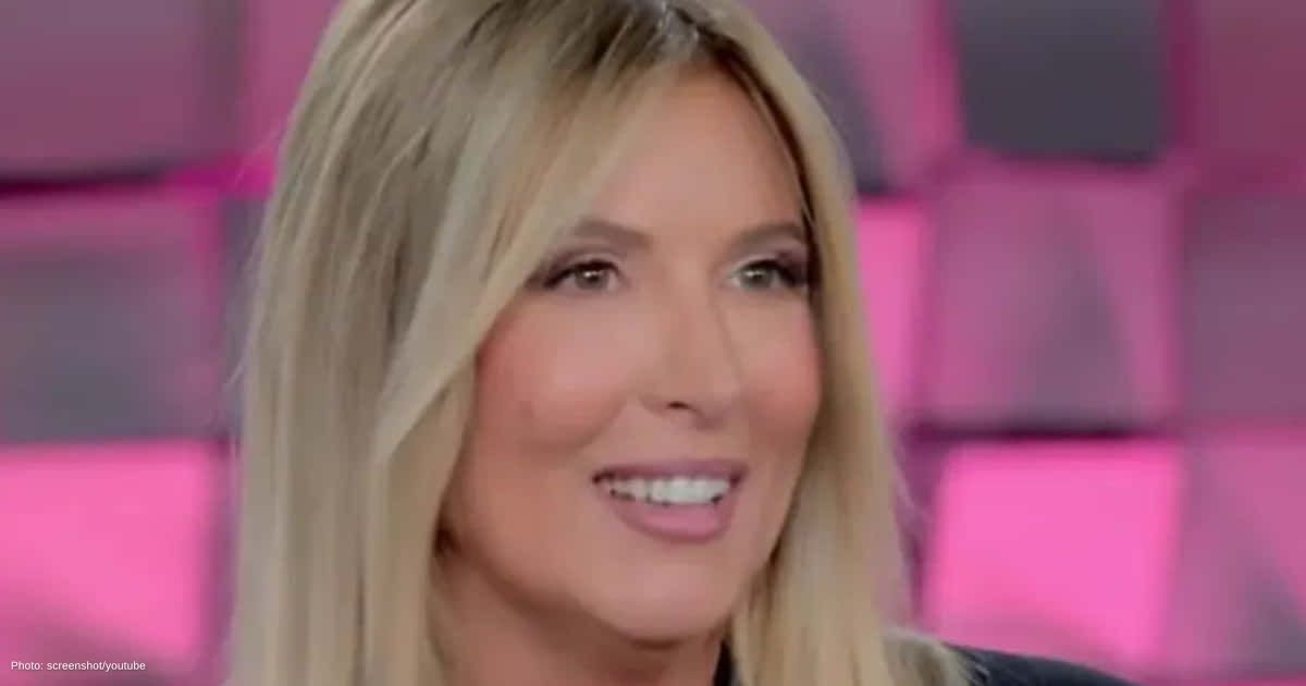 I piani di nozze di Selvaggia Lucarelli prendono un’altra svolta inaspettata mentre accenna a una nuova data